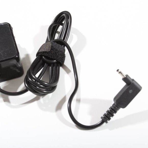 ASUS Laptop Charger HU10104-11302 - Picture 4 of 7